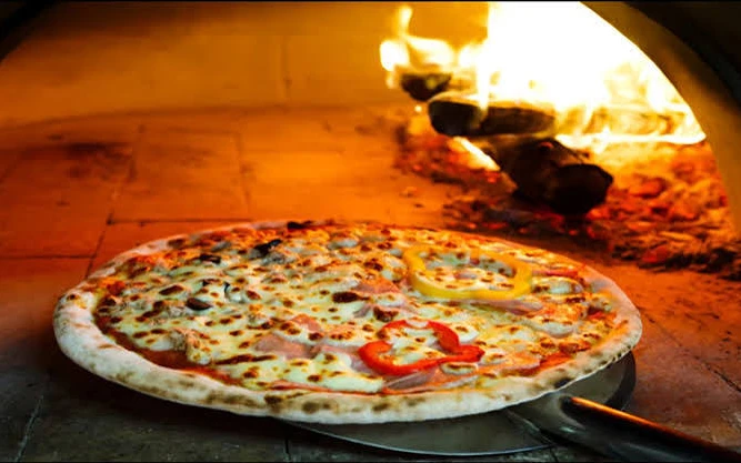 Noche de Pizza Libre & Horno Napolitano